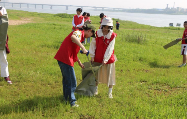 3e885ee60be44b7b8b7c7f1376aed4af.png 3e885ee60be44b7b8b7c7f1376aed4af.png